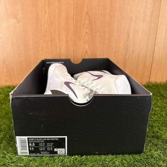 Nike Kobe 9 Elite Low EM Protro White Court Purple IH1401-100 Men\'s Size 9.5